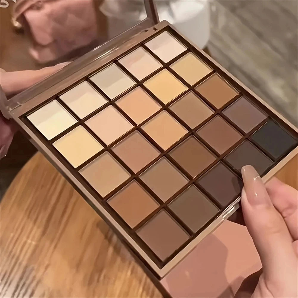 25-Color Neutral Eyeshadow Palette