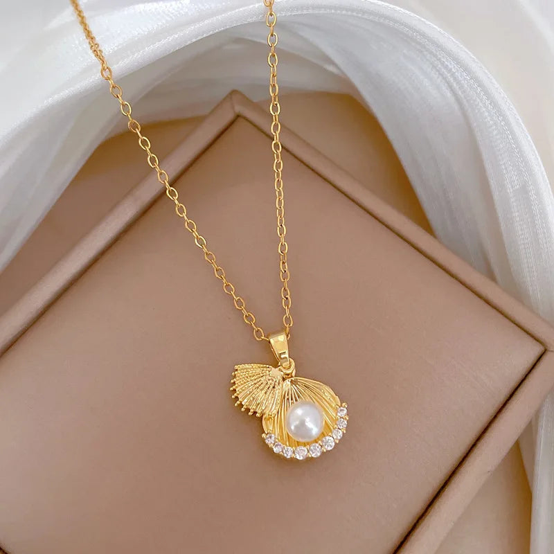 Golden Pearl Heart Necklace