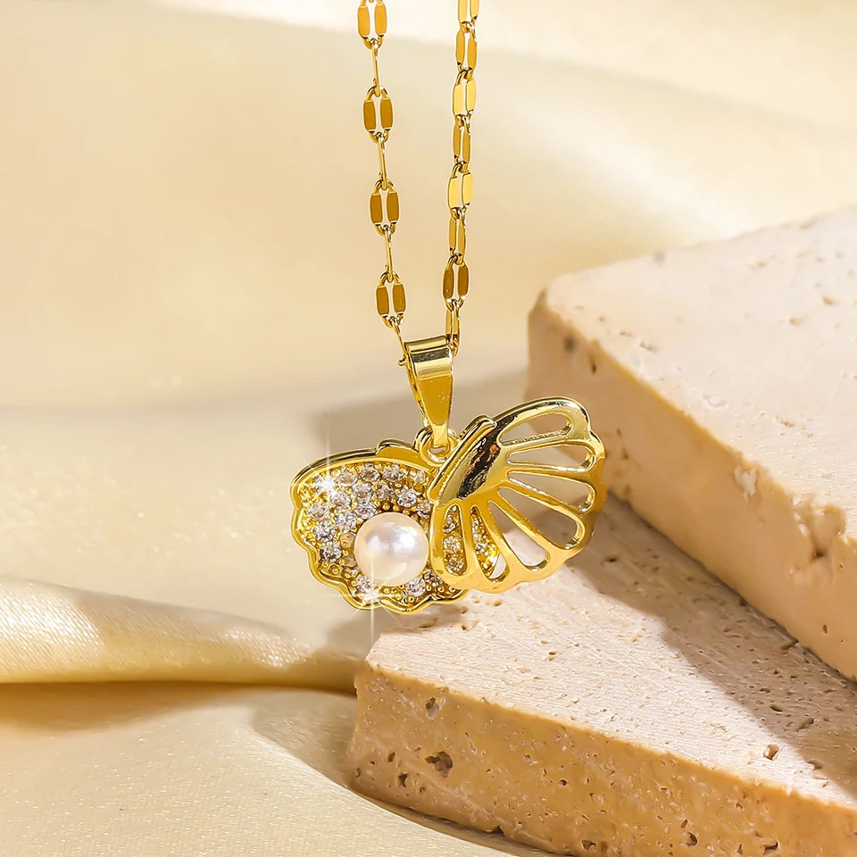 Golden Pearl Heart Necklace